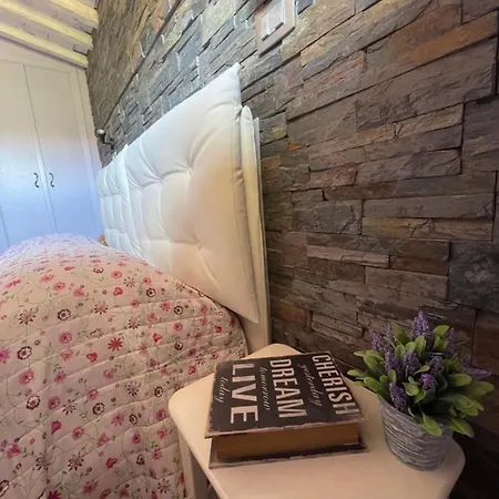Il Cappellaio Matto Apartment *